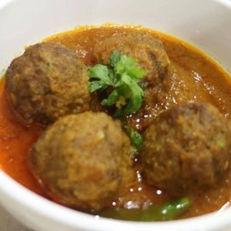 Chicken kofta masala curry (แกงมาซาล่าไก่บดปั้นก้อน)