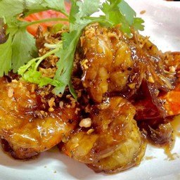 กุ้งทอดกระเทียมพริกไทย