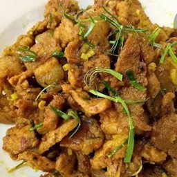 คั่วกลิ้งหมูชิ้นสมุนไพร