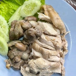 ไก่ต้ม+เครื่องใน (กับ)