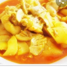 แกงส้มหมูสามชั้นหน่อไม้ดอง