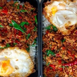 กระเพราแซ่บ by ฝน (ร้านอิสลามค่ะ)