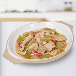 หมูผัดพริกหยวกหอมใหญ่