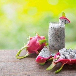 น้าแก้วมังกรขาว