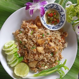 ข้าวผัดหมูยออุบล