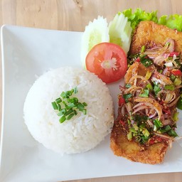 ข้าวปลาทิพย์ซอสจิ้มแจ่ว