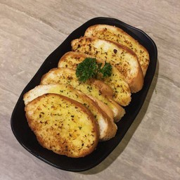 ขนมปังกระเทียม