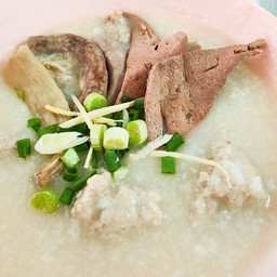 โจ๊กหมู+เครื่องใน