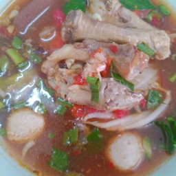 เย็นตาโฟขาไก่เลือดชิ้นเด็ดสุดๆนุ่มมากๆ