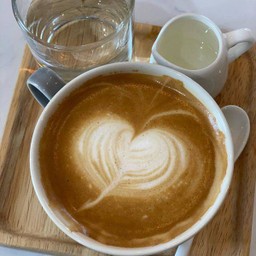 ลาเต้ร้อน