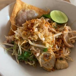 ก๋วยเตี๋ยวตั้งหม้อ
