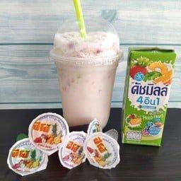 นมดัชมิลล์เขียวปีโป้ปั่น