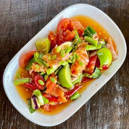 ตำแซลมอน(ไม่มีเม็ดกระถิน รูปภาพประกอบการขายเท่านั้น)