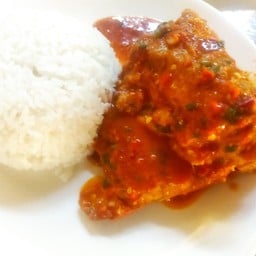 ข้าว เล้งผัดซอสต้มยำ