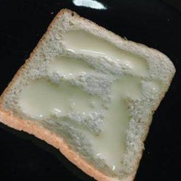 ปังราดนม (ไม่ปิ้ง)