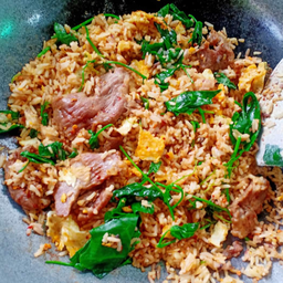 ข้าวผัดเนื้อสไลด์