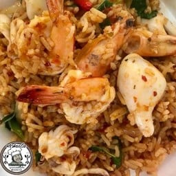 ข้าวคลุกพริกแกงเผ็ด