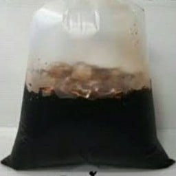 ลุงแดง กาแฟโบราณ นมสด ต้นตำหรับ