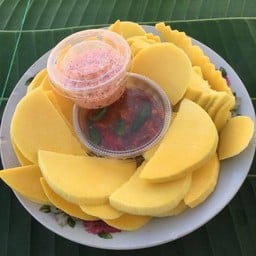 สายรุ้งมะม่วงกะปิหวาน