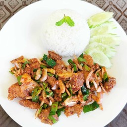 ข้าวยำไก่เเซ่บ