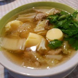แกงจืดเต้าหู้หมูสับ
