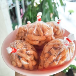 ปาท่องโก๋