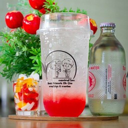 สตรอเบอร์รี่โซดา