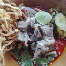 ข้าวซอยซี่โครงหมู(เส้นหมี่กรอบอย่างเดียว)