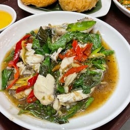 เนื้อปลาผัดฉ่า