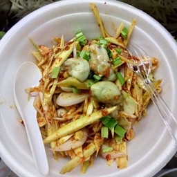 ยำมะม่วงหอยนางรม