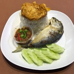 ข้าวปลาทูทอด ไข่เจียว น้ำพริกกะปิ