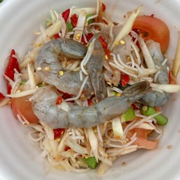 ยำมะม่วงกุ้งสด