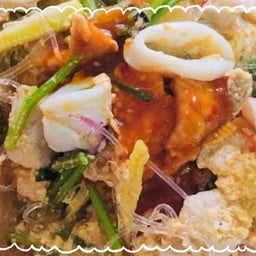 สุกี้น้ำปลาหมึก