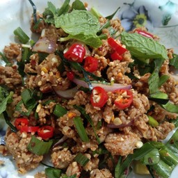ก้อยมะนาวหมู