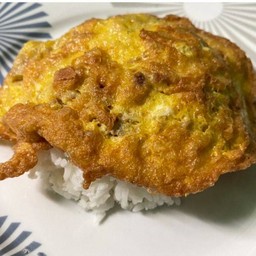 ข้าวไข่เจียวหอมใหญ่