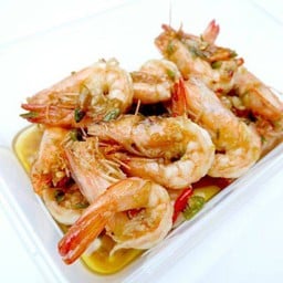 สุดคุ้ม กุ้งผัดพริกขี้หนูสวน (3-1)