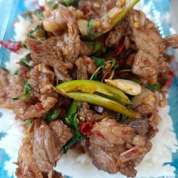 กะเพราเนื้อ