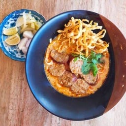ข้าวซอยไส้อั่ว
