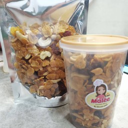 คาราเมลคอนเฟลค โฮมเมด กรุบกรอบ หอมคาราเมล ผสมอัลมอนด์ เม็ดมะม่วงหิมพานต์ และลูกเ