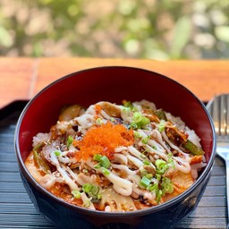 ข้าวหน้าหมูผัดกิมจิ