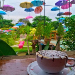 ร้านป๋ารวย Coffee & Noodles