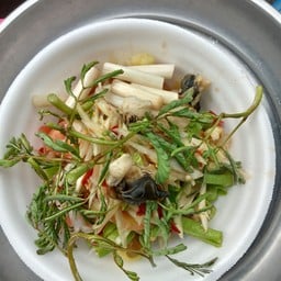 ตำไหลบัวกุ้งสด