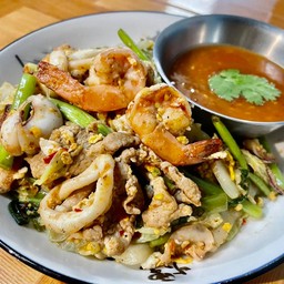 สุกี้แห้ง