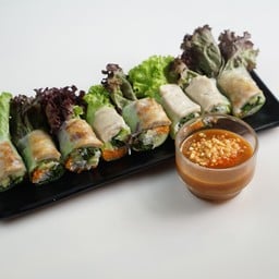 แหนมเนืองโรล