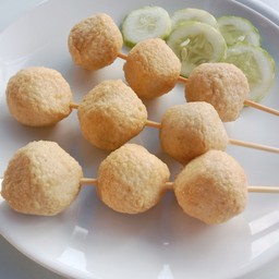 ลูกชิ้นปลาทอด