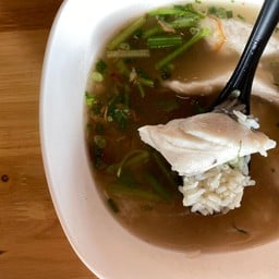 ข้าวต้มปลากะพงล้วน (ไม่ใส่หมูยอ)