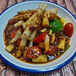 ตำเหลาตีนไก่