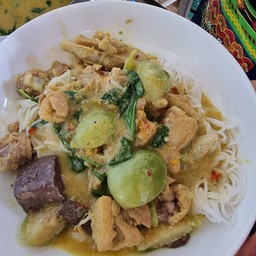 ขนมจีนแกงเขียวหวานไก่
