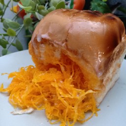 ปังปิ้งไส้ทะลักเนยฝอยทองนม