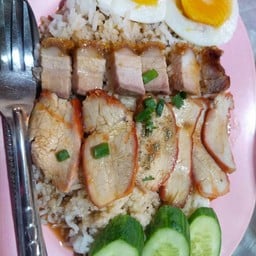 ฟลุ๊ค บะหมี่เกี้ยว ตลาดทรัพย์พัฒนา